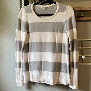 GAP White Grey Knit Striped Sweater